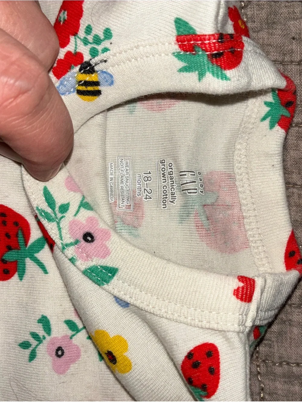 GAP White Kids Short Sleeve Pajama Sets with Strawberry & Floral Prints